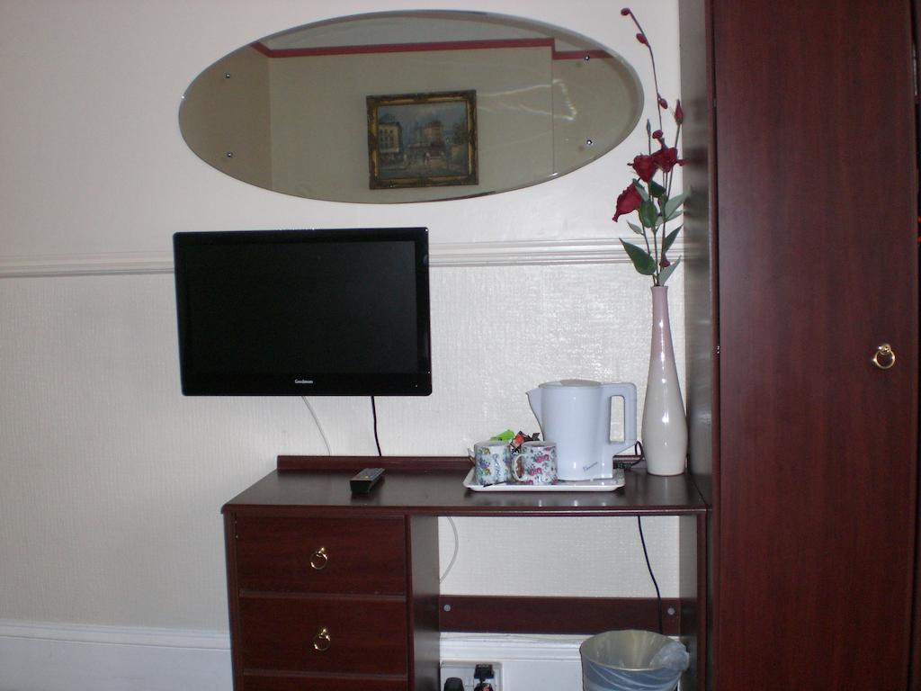 Melville Lodge Gatwick Horley Oda fotoğraf