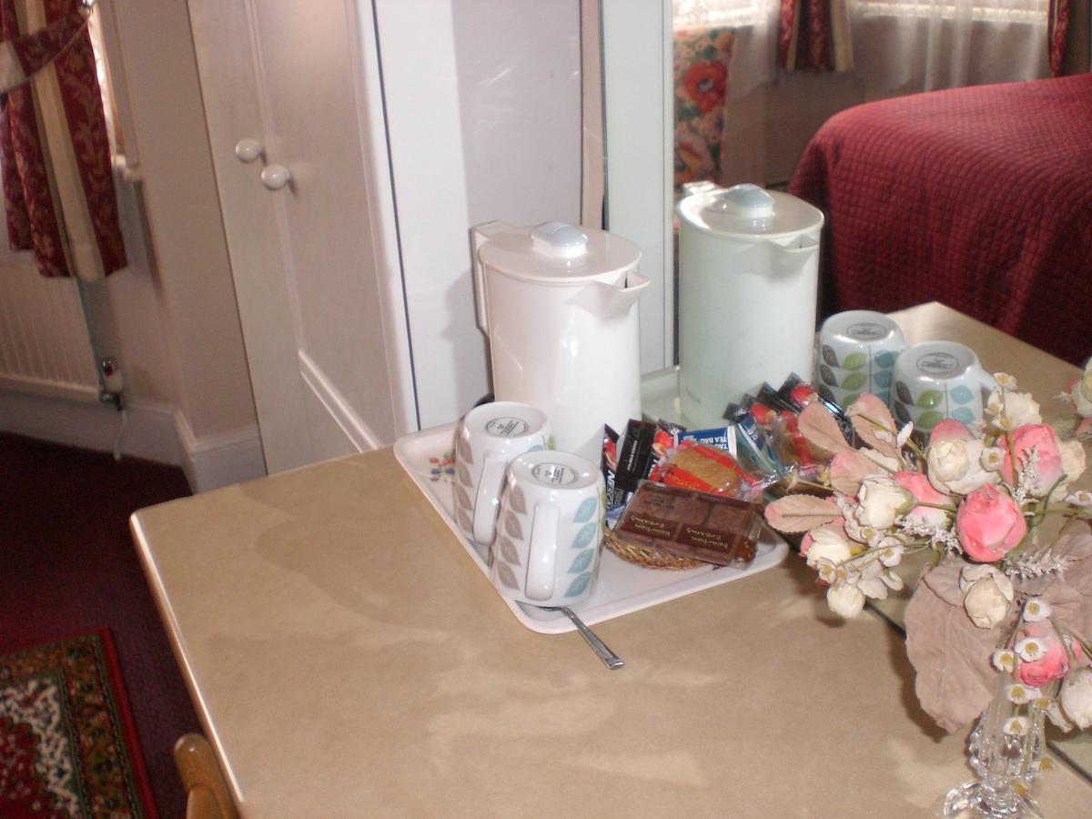 Melville Lodge Gatwick Horley Oda fotoğraf