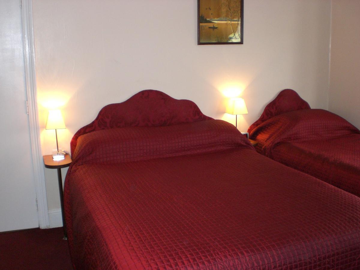 Melville Lodge Gatwick Horley Oda fotoğraf